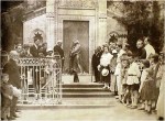 კონსტანტინე სტანისლავსკი ილიას საფლავთან მთაწმინდაზე, 1924 წ